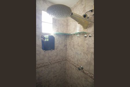 Apartamento para alugar com 76m², 2 quartos e 1 vaga Apartamento para alugar com 76m², 2 quartos e 1 vagaBanheiro da Suíte