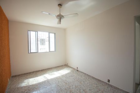 Sala de apartamento para alugar com 2 quartos, 76m² em Porto Novo, São Gonçalo
