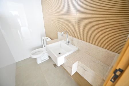 Lavabo de casa de condomínio para alugar com 3 quartos, 153m² em Vila Rosa, Goiânia