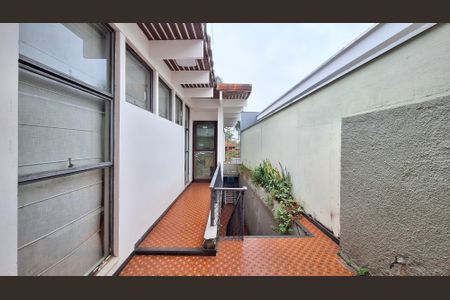 Casa à venda com 521m², 6 quartos e 6 vagas Casa à venda com 521m², 6 quartos e 6 vagasQuintal