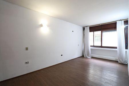 Casa à venda com 521m², 6 quartos e 6 vagasQuarto 3