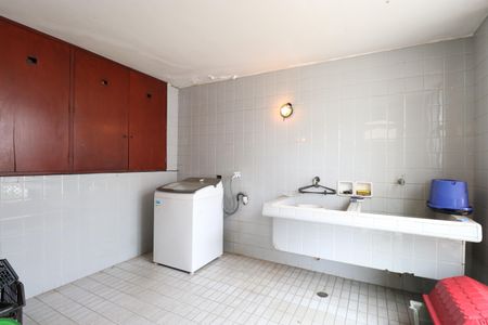 Casa à venda com 521m², 6 quartos e 6 vagasÁrea de Serviço