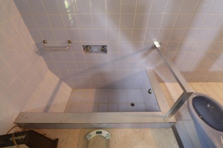 Casa à venda com 521m², 6 quartos e 6 vagasBanheiro da Suíte