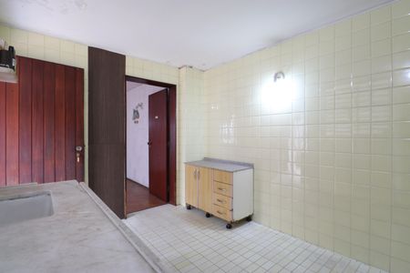 Casa à venda com 521m², 6 quartos e 6 vagasEdícula - Cozinha