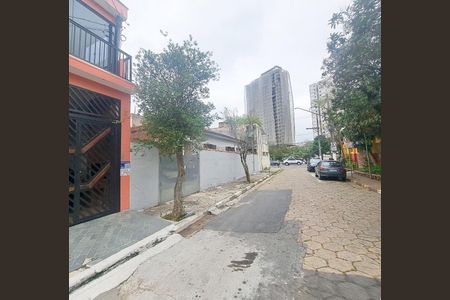 Casa para alugar com 150m², 4 quartos e 2 vagas Casa para alugar com 150m², 4 quartos e 2 vagasRua