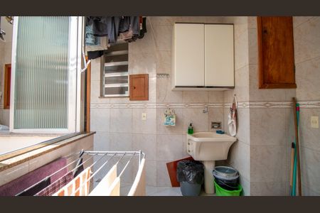 Apartamento à venda com 140m², 3 quartos e 1 vaga Apartamento à venda com 140m², 3 quartos e 1 vagaÁrea de Serviço