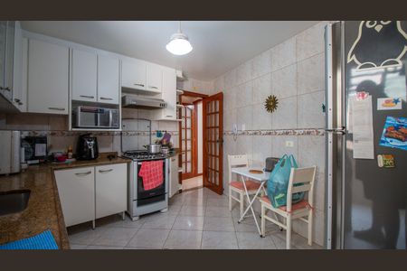 Apartamento à venda com 140m², 3 quartos e 1 vaga Apartamento à venda com 140m², 3 quartos e 1 vagaCozinha