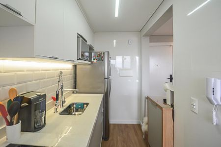 Apartamento à venda com 46m², 2 quartos e 1 vaga Apartamento à venda com 46m², 2 quartos e 1 vagaCozinha e Área de Serviço