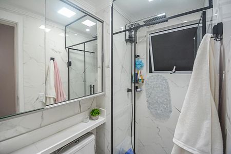 Apartamento à venda com 46m², 2 quartos e 1 vaga Apartamento à venda com 46m², 2 quartos e 1 vagaBanheiro