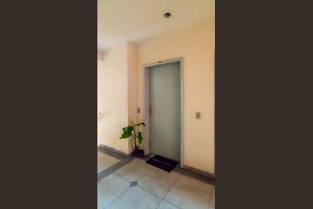 Apartamento à venda com 56m², 2 quartos e sem vagaÁrea comum