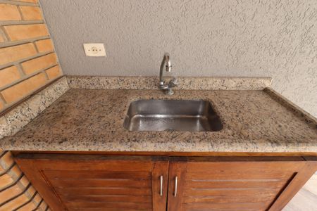 Casa à venda com 311m², 4 quartos e 4 vagasÁrea Gourmet - Pia