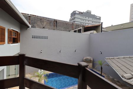 Casa à venda com 311m², 4 quartos e 4 vagasSacada da Suíte 3