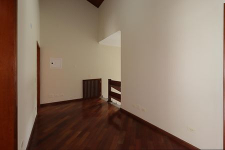 Casa à venda com 311m², 4 quartos e 4 vagasCorredor