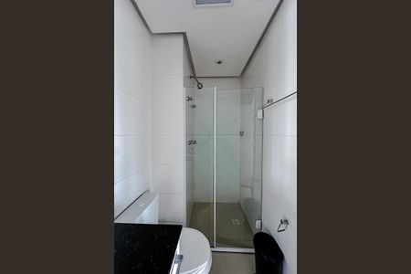 Banheiro de apartamento para alugar com 1 quarto, 40m² em Vila Regente Feijó, São Paulo