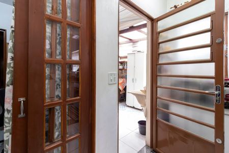 Casa à venda com 142m², 4 quartos e 3 vagas Casa à venda com 142m², 4 quartos e 3 vagasCozinha - Despensa