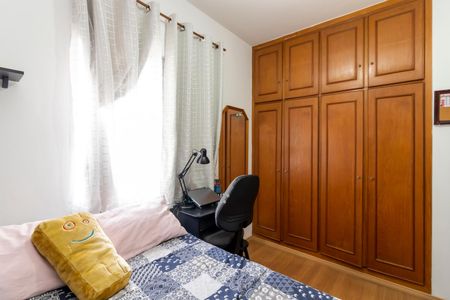 Casa à venda com 142m², 4 quartos e 3 vagas Casa à venda com 142m², 4 quartos e 3 vagasQuarto 1