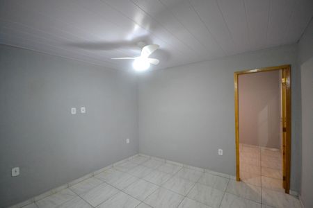 Sala de casa para alugar com 1 quarto, 45m² em Areia Branca, Belford Roxo