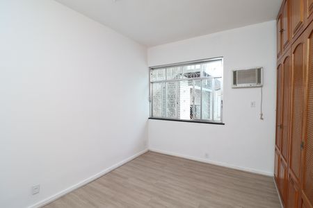 Casa à venda com 300m², 5 quartos e 4 vagasSuíte