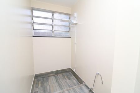 Casa à venda com 300m², 5 quartos e 4 vagasBanheiro da Suíte