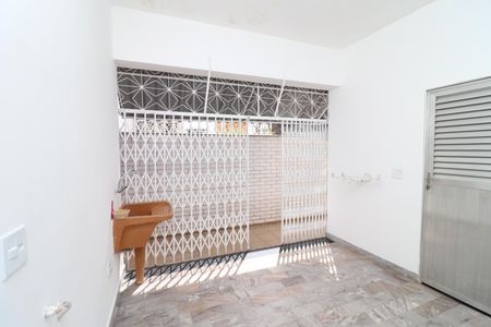 Casa à venda com 300m², 5 quartos e 4 vagasÁrea de Serviço