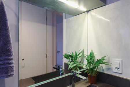 Apartamento para alugar com 280m², 3 quartos e 3 vagas Apartamento para alugar com 280m², 3 quartos e 3 vagasBanheiro