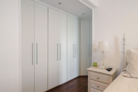 Apartamento para alugar com 280m², 3 quartos e 3 vagas Apartamento para alugar com 280m², 3 quartos e 3 vagasSuíte