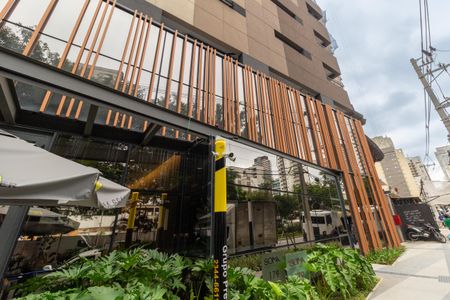 Apartamento à venda com 61m², 1 quarto e 1 vaga Apartamento à venda com 61m², 1 quarto e 1 vagaFachada e Portaria