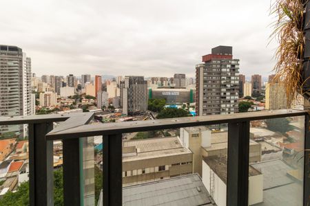 Apartamento à venda com 61m², 1 quarto e 1 vaga Apartamento à venda com 61m², 1 quarto e 1 vagaÁrea Comum - Piscina