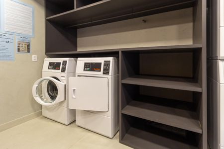 Apartamento à venda com 61m², 1 quarto e 1 vaga Apartamento à venda com 61m², 1 quarto e 1 vagaÁrea Comum - Lavanderia