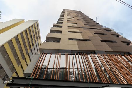 Apartamento à venda com 61m², 1 quarto e 1 vaga Apartamento à venda com 61m², 1 quarto e 1 vagaFachada