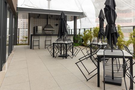 Apartamento à venda com 61m², 1 quarto e 1 vaga Apartamento à venda com 61m², 1 quarto e 1 vagaÁrea Comum - Churrasqueira