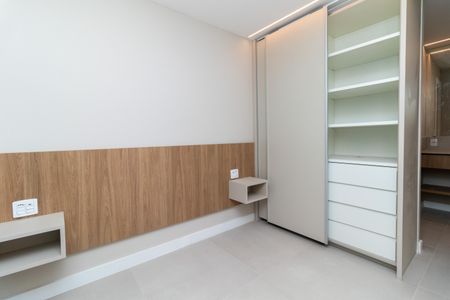 Apartamento à venda com 61m², 1 quarto e 1 vaga Apartamento à venda com 61m², 1 quarto e 1 vagaQuarto