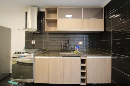 Casa para alugar com 180m², 2 quartos e 1 vagaCozinha