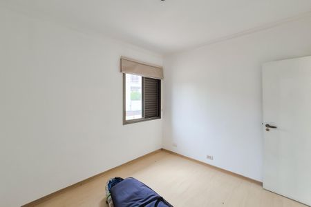 Apartamento à venda com 71m², 3 quartos e 2 vagasQuarto 2