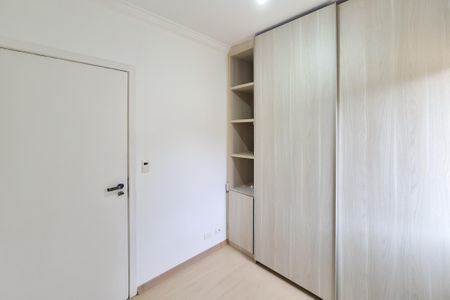 Apartamento à venda com 71m², 3 quartos e 2 vagasQuarto 3