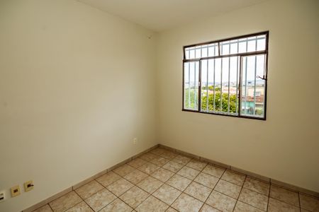 Sala de apartamento à venda com 2 quartos, 60m² em Floramar, Belo Horizonte