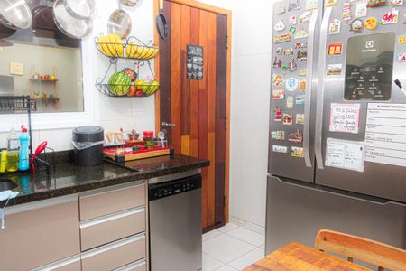 Casa à venda com 100m², 3 quartos e 2 vagasCozinha