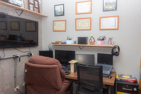 Casa à venda com 100m², 3 quartos e 2 vagasQuarto 2