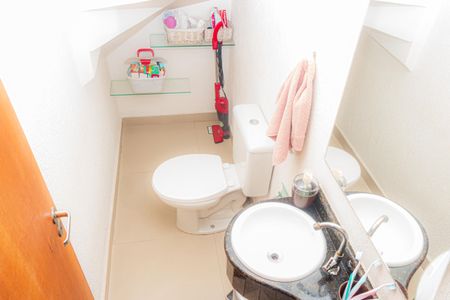 Casa à venda com 100m², 3 quartos e 2 vagasLavabo