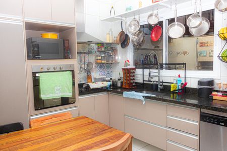 Casa à venda com 100m², 3 quartos e 2 vagasCozinha