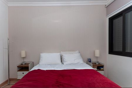 Apartamento à venda com 84m², 3 quartos e 2 vagas Apartamento à venda com 84m², 3 quartos e 2 vagasSuíte