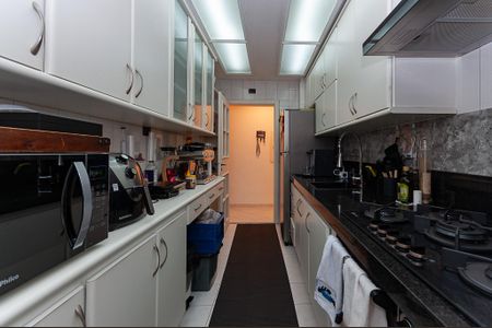 Apartamento à venda com 84m², 3 quartos e 2 vagas Apartamento à venda com 84m², 3 quartos e 2 vagasCozinha