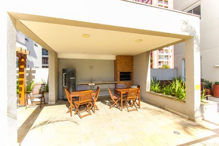 Apartamento à venda com 55m², 2 quartos e 1 vaga Apartamento à venda com 55m², 2 quartos e 1 vagaÁrea comum - Churrasqueira