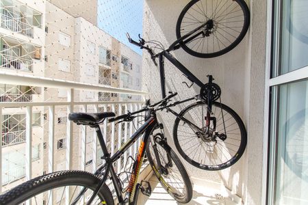 Sacada de apartamento à venda com 2 quartos, 55m² em Vila Santana, São Paulo