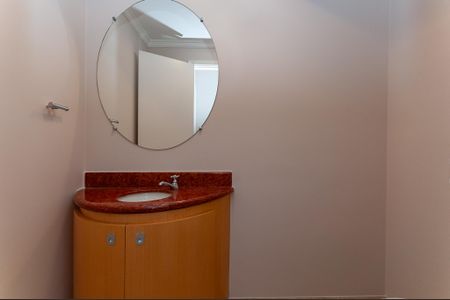 Apartamento para alugar com 168m², 3 quartos e 3 vagas Apartamento para alugar com 168m², 3 quartos e 3 vagasLavabo