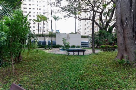 Apartamento para alugar com 168m², 3 quartos e 3 vagas Apartamento para alugar com 168m², 3 quartos e 3 vagasÁrea Comum - Bosque