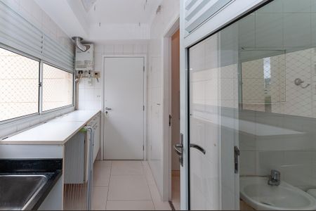 Apartamento para alugar com 168m², 3 quartos e 3 vagas Apartamento para alugar com 168m², 3 quartos e 3 vagasÁrea de Serviço