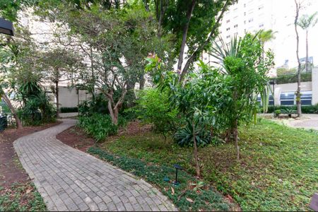 Apartamento para alugar com 168m², 3 quartos e 3 vagas Apartamento para alugar com 168m², 3 quartos e 3 vagasÁrea Comum - Bosque