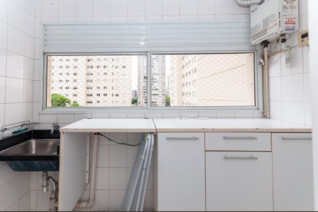 Apartamento para alugar com 168m², 3 quartos e 3 vagas Apartamento para alugar com 168m², 3 quartos e 3 vagasÁrea de Serviço