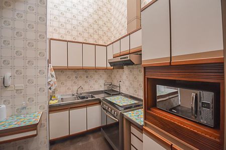 Casa à venda com 700m², 4 quartos e 6 vagasCozinha